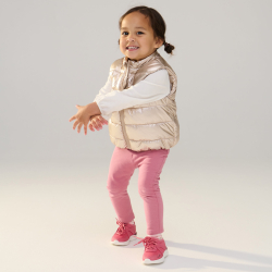 قماط من الصوف الناعم، مع كشكشة باللون الوردي للفتيات الرُضع